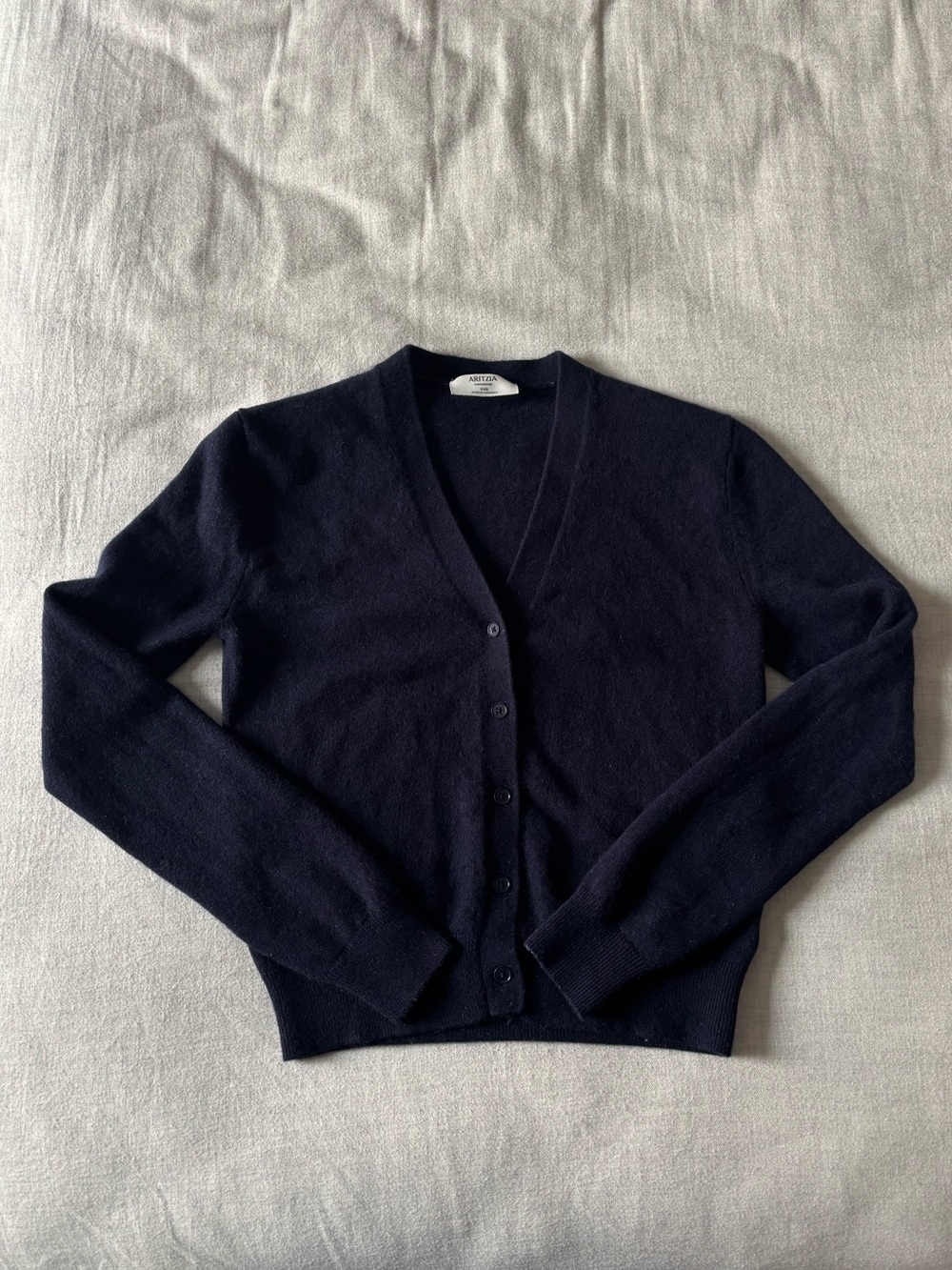 Aritzia Bare Cashmere Laureate Cardigan in Navy Admiral